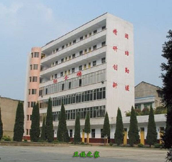 學(xué)校環(huán)境