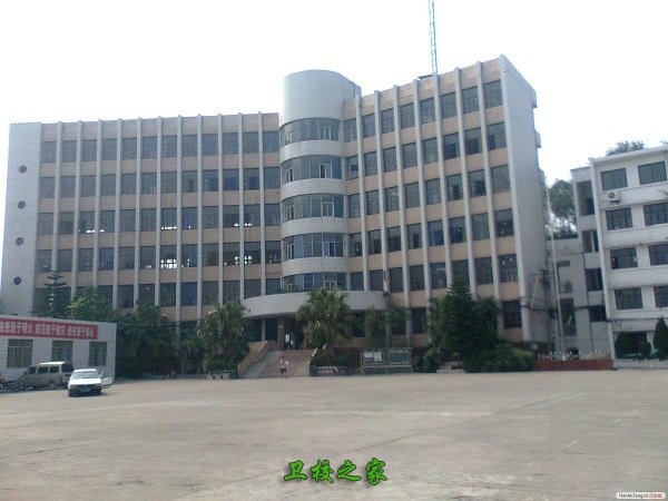學(xué)校環(huán)境