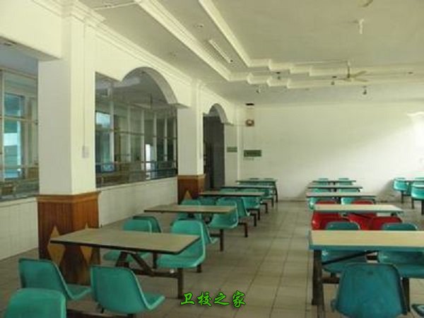 學校食堂