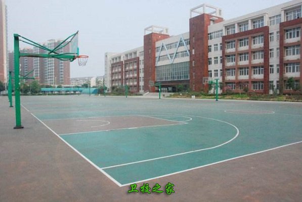 校園運動場地