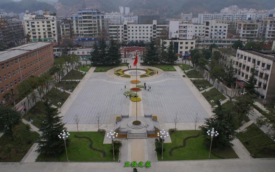 校園環(huán)境