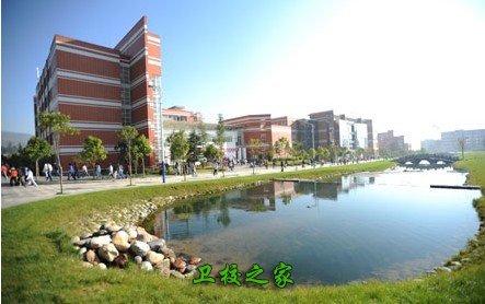 校園環(huán)境
