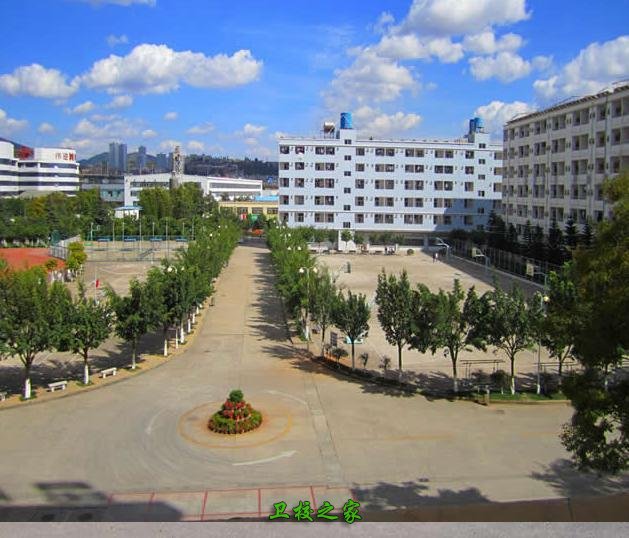 校園環(huán)境