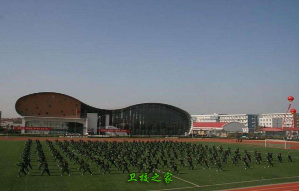 軍訓(xùn)