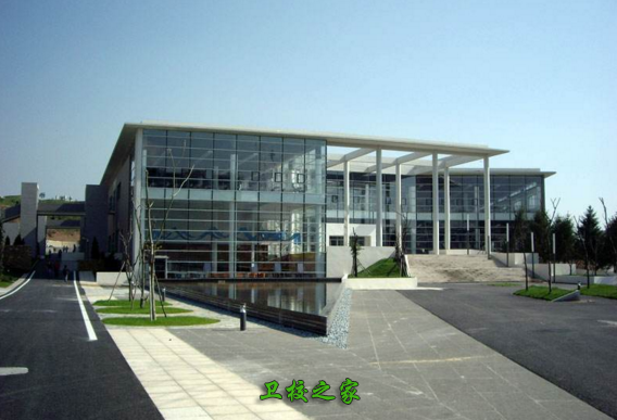 校園環(huán)境