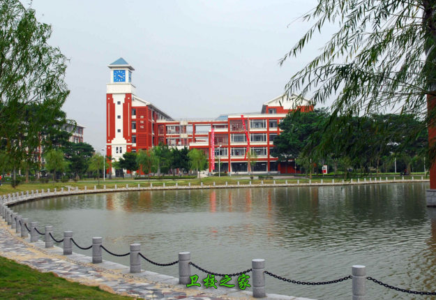 校園環(huán)境