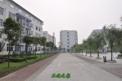 重慶渝東衛生學校