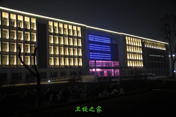 學院夜景